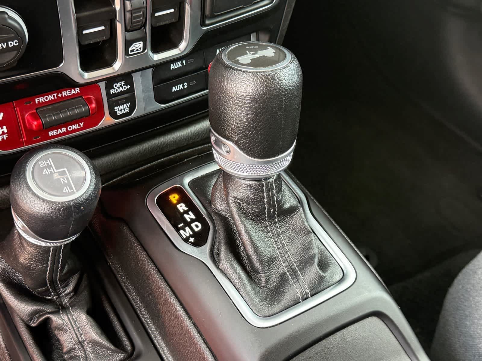 Used 2024 Jeep Wrangler Unlimited Rubicon AWD/4WD image 24