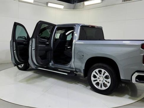 Used 2024 Chevrolet Silverado 1500 LTZ RWD image 31