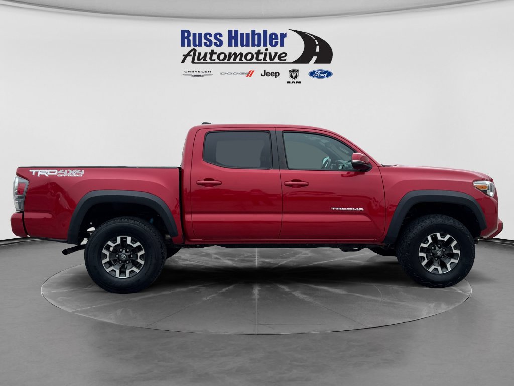 Used 2020 Toyota Tacoma TRD Off-Road w/ Technology Package AWD/4WD image 8