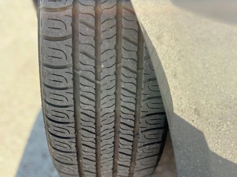 Used 2019 Volkswagen e-Golf SE w/ Driver Assistance Package image 24