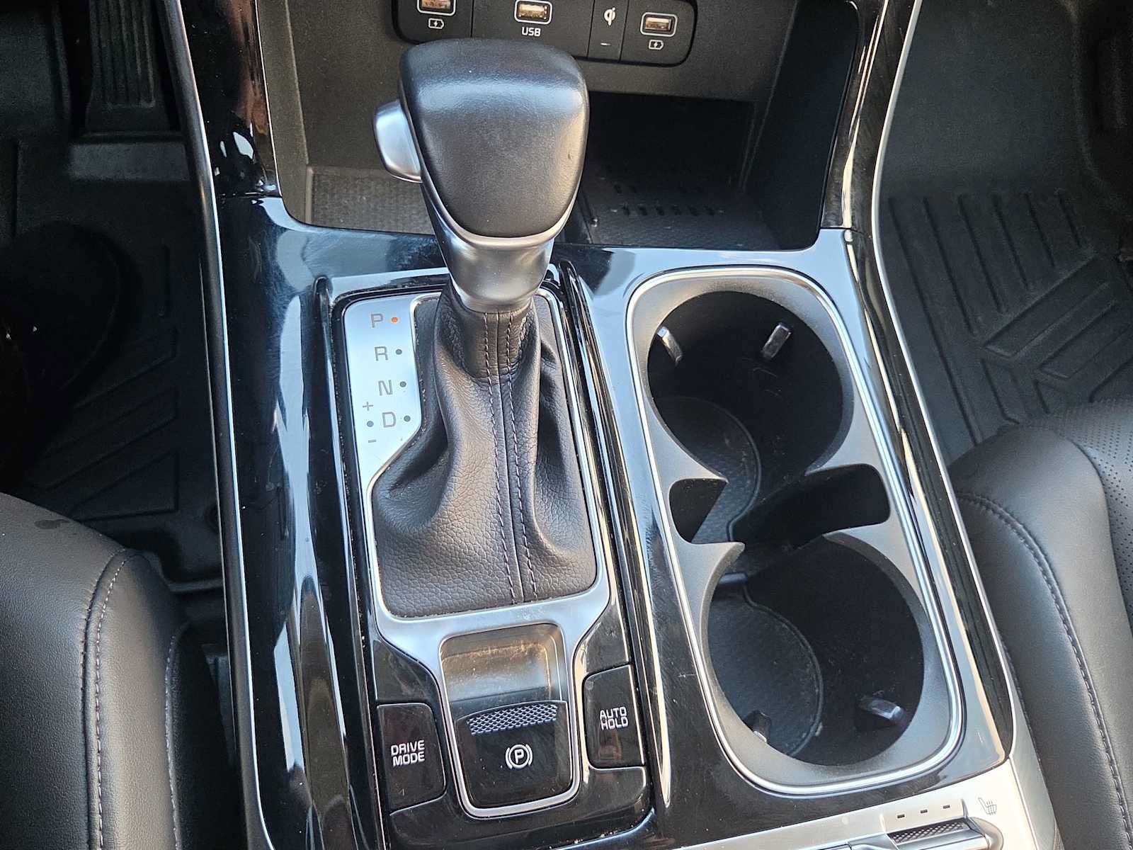 Used 2022 Kia Carnival SX FWD image 12