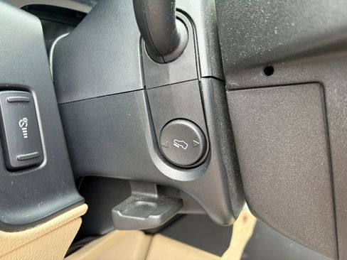 Used 2016 Ford Expedition XL AWD/4WD image 31