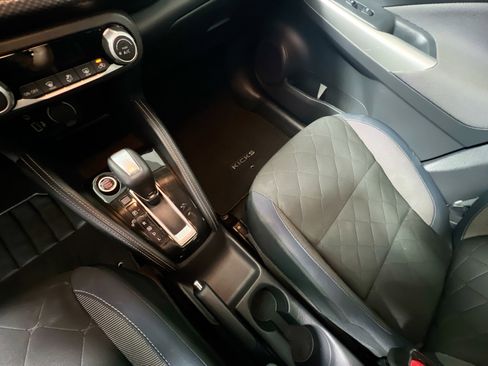 Used 2019 Nissan Kicks SV image 26