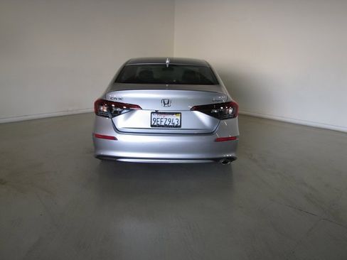 Certified 2022 Honda Civic Sport image 23