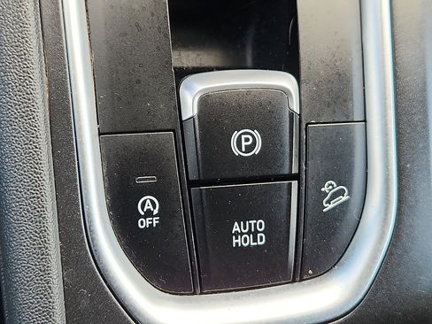 Used 2020 Hyundai Santa Fe SE w/ Cargo Package AWD/4WD image 24