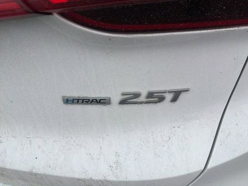 Used 2022 Hyundai Santa Fe Limited image 14