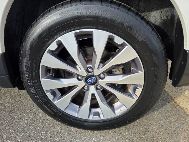 Used 2018 Subaru Outback 2.5i Touring w/ Popular Package #3 AWD/4WD image 17