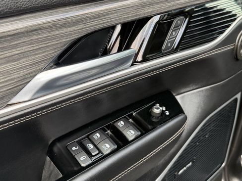 Used 2022 Jeep Wagoneer Series II w/ Premium Group I image 11