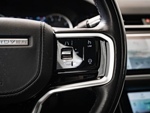 Used 2022 Land Rover Range Rover Velar R-Dynamic S image 30