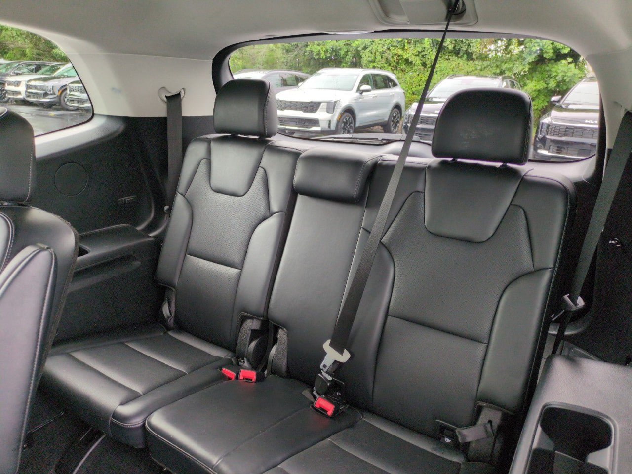 Certified 2024 Kia Telluride S w/ S Sunroof Package FWD image 26
