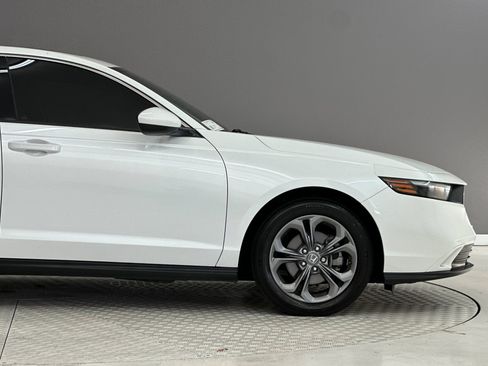 Used 2024 Honda Accord EX image 33