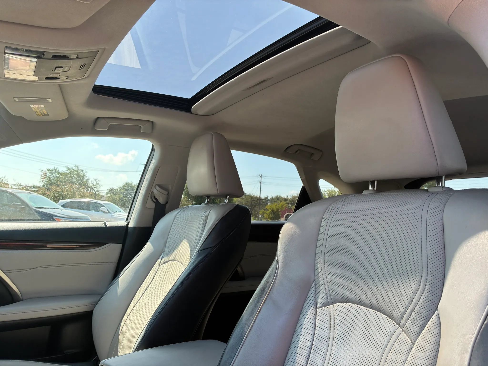 Used 2016 Lexus RX 350 FWD w/ Premium Package image 12