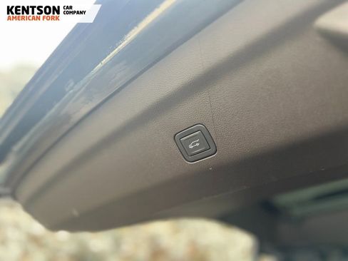 Used 2024 GMC Yukon Denali image 46