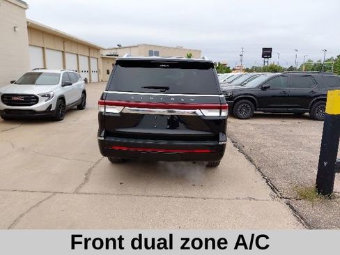 Used 2024 Lincoln Navigator Premiere AWD/4WD image 6