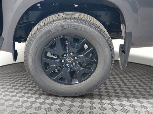 New 2026 Nissan Frontier SV image 9