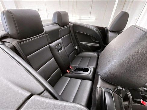 Used 2014 Volkswagen Eos image 18