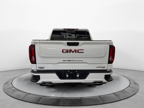 Used 2024 GMC Sierra 1500 AT4 w/ Technology Package AWD/4WD image 6