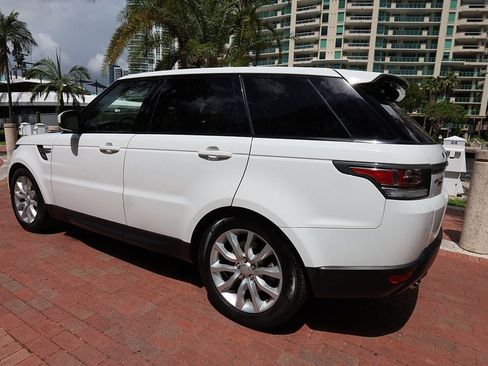 Used 2016 Land Rover Range Rover Sport HSE AWD/4WD image 4