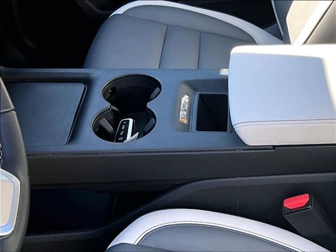 Used 2024 Honda Prologue Touring image 20