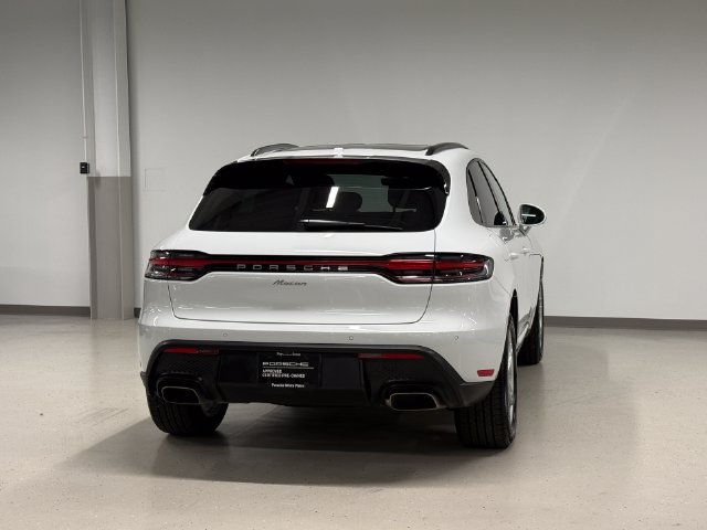 Certified 2026 Porsche Macan AWD/4WD image 9
