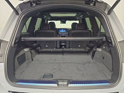New 2026 Mercedes-Benz GLS 450 4MATIC image 13