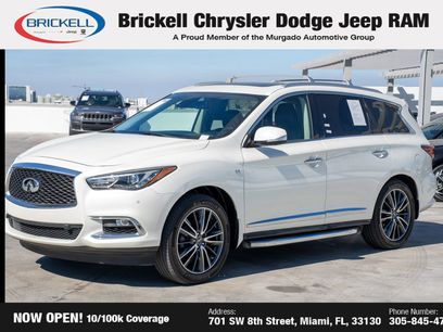 Used 2017 INFINITI QX60 FWD w/ Deluxe Technology Package