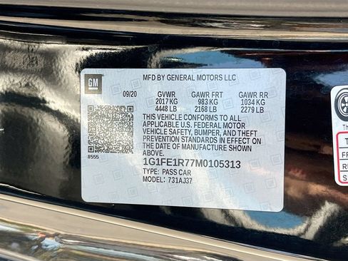 Used 2021 Chevrolet Camaro SS RWD image 29
