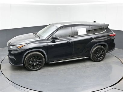 Used 2021 Toyota Highlander XLE