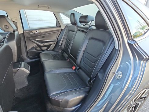 Used 2022 Volkswagen Jetta SEL FWD image 13