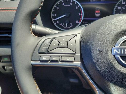 New 2025 Nissan Sentra SR image 6