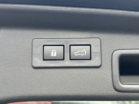 New 2026 Subaru Outback Premium w/ Premium/Limited Package AWD/4WD image 34