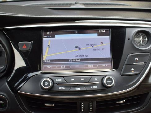 Used 2020 Buick Envision Essence w/ Experience Buick Package FWD image 26