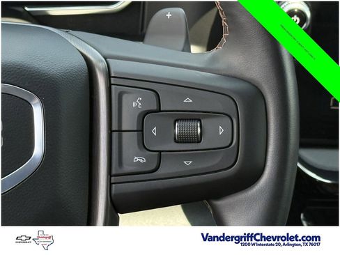 Used 2025 GMC Sierra 1500 AT4 w/ AT4 Premium Package AWD/4WD image 13