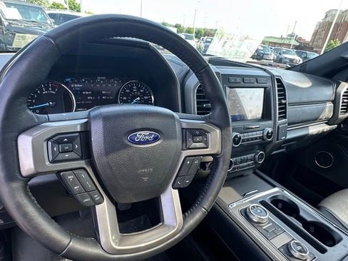 Used 2021 Ford Expedition XLT AWD/4WD image 16