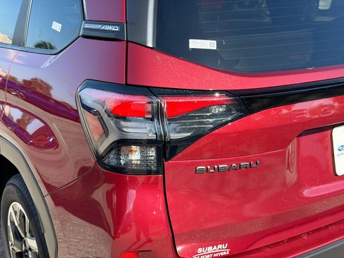 Certified 2025 Subaru Forester Premium image 10