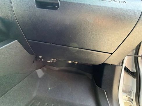 Used 2016 Toyota Tacoma TRD Sport w/ Towing Package AWD/4WD image 76