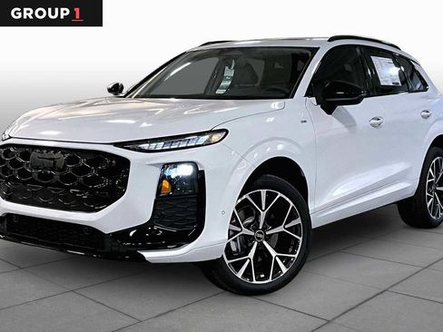 New 2026 Audi Q3 quattro 2.0T image 1