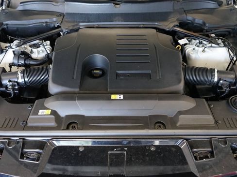 Used 2019 Land Rover Range Rover Sport HST AWD/4WD image 64