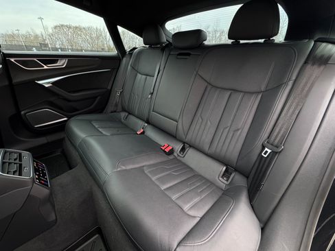 Used 2022 Audi RS 7 Sportback image 46