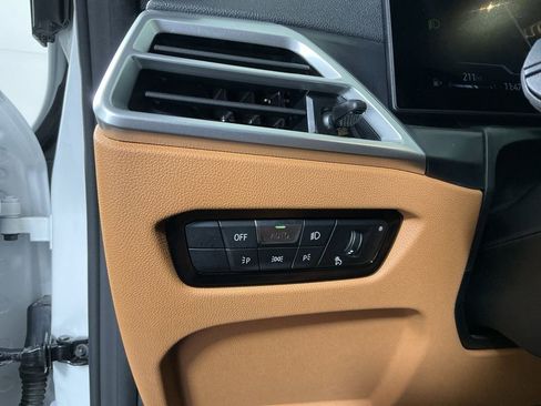 Certified 2025 BMW 430i w/ M Sport Package image 18