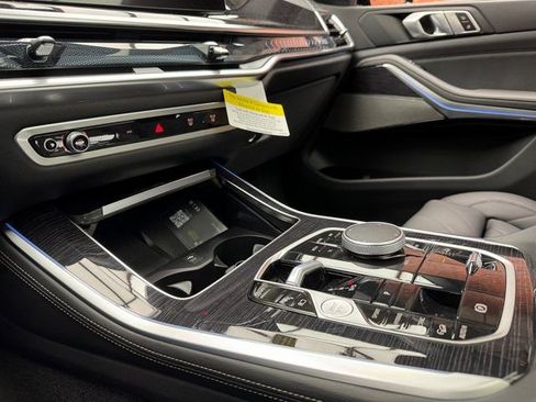 New 2026 BMW X5 xDrive50e w/ M Sport Package image 19
