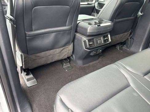 Used 2022 Ford F150 Lariat w/ Equipment Group 502A High AWD/4WD image 28
