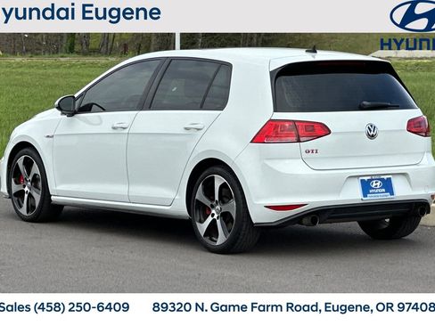 Used 2017 Volkswagen GTI Autobahn image 6