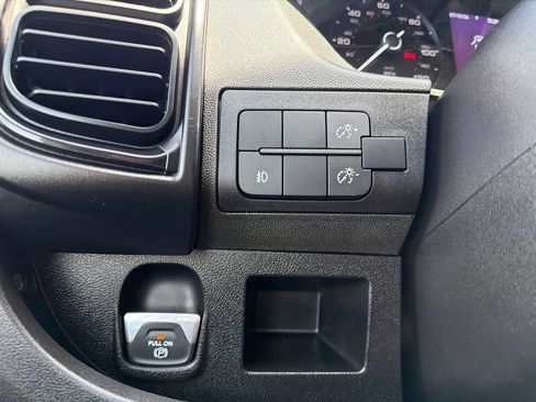 Used 2025 RAM ProMaster 2500 w/ Convenience Group FWD image 37