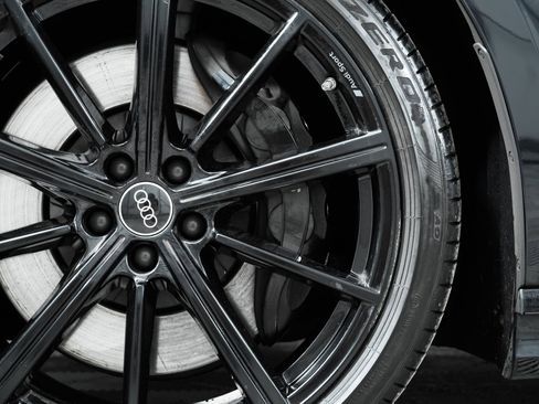 Used 2024 Audi S8 4.0T image 36