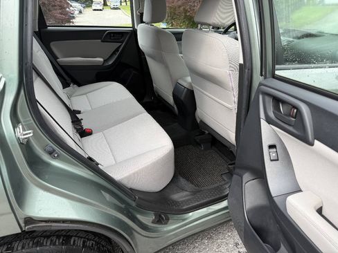 Used 2015 Subaru Forester 2.5i w/ Alloy Wheel Package AWD/4WD image 13
