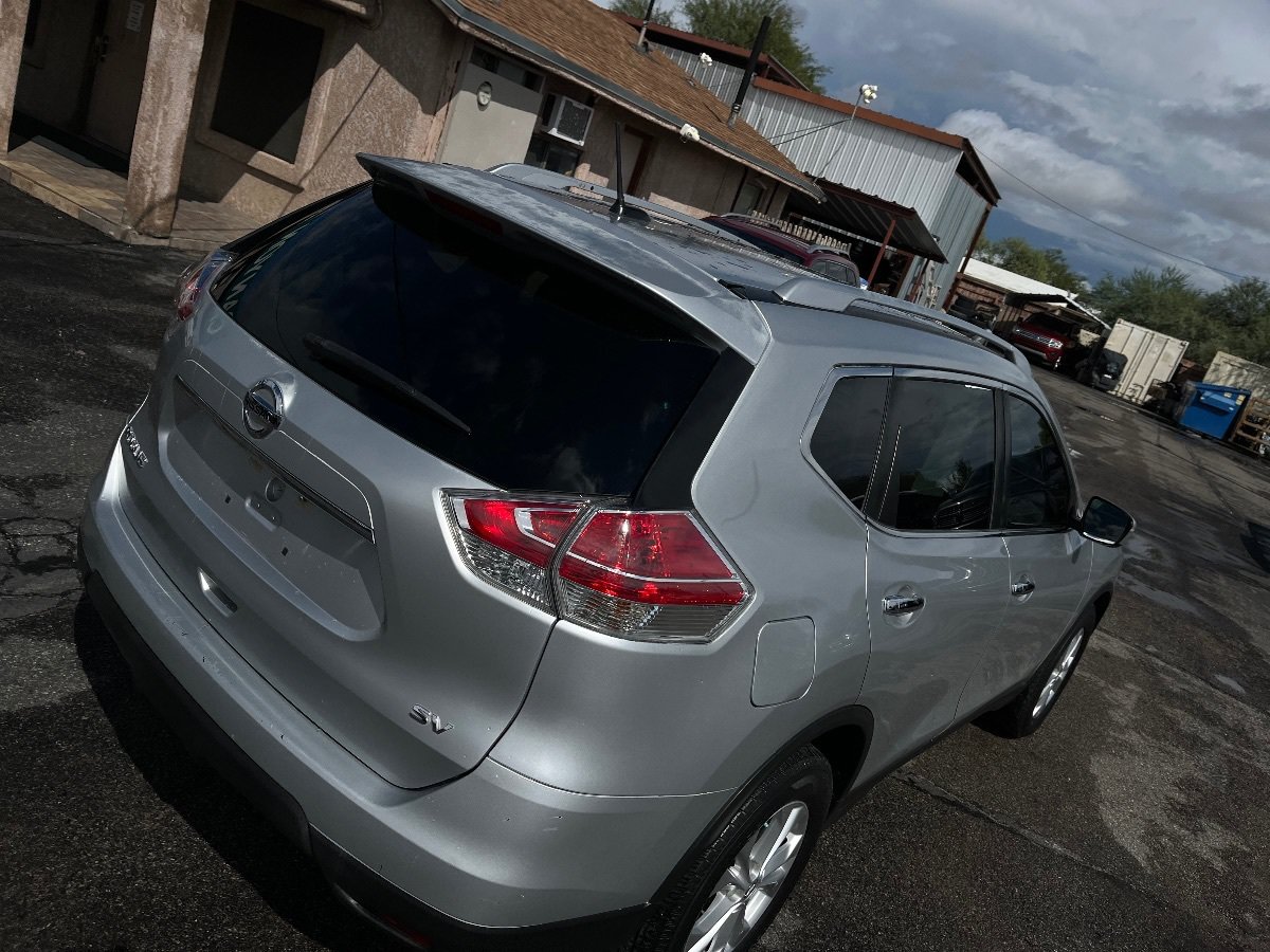 Used 2016 Nissan Rogue SV FWD image 47