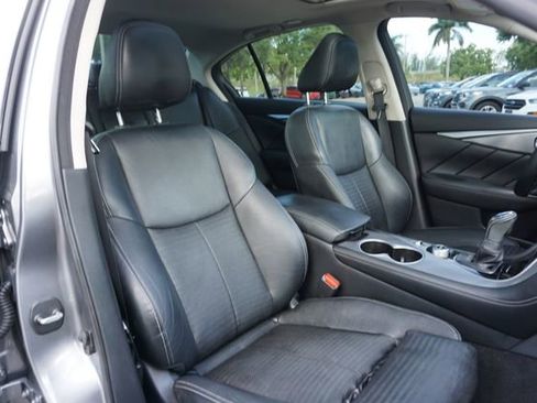 Used 2019 INFINITI Q50 Signature Edition AWD/4WD image 2