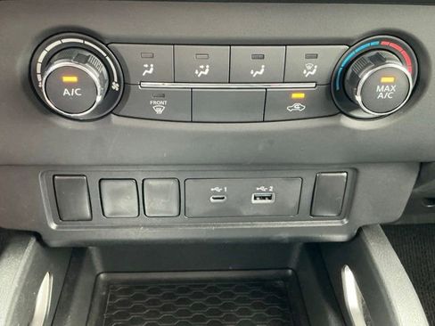 Used 2023 Nissan Frontier SV AWD/4WD image 24