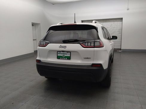 Used 2019 Jeep Cherokee Latitude Plus FWD image 7